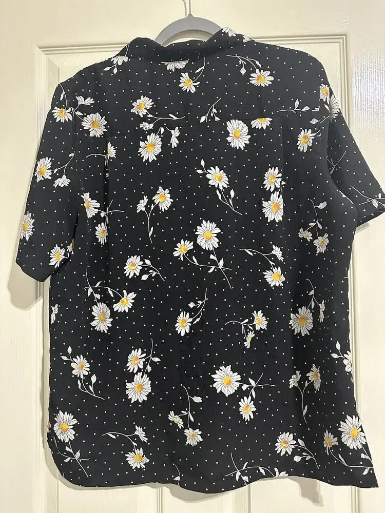 Alfred Dunner Short Sleeve Button Up Black White Floral Polka Dot Blouse SZ 16 - Picture 4 of 8